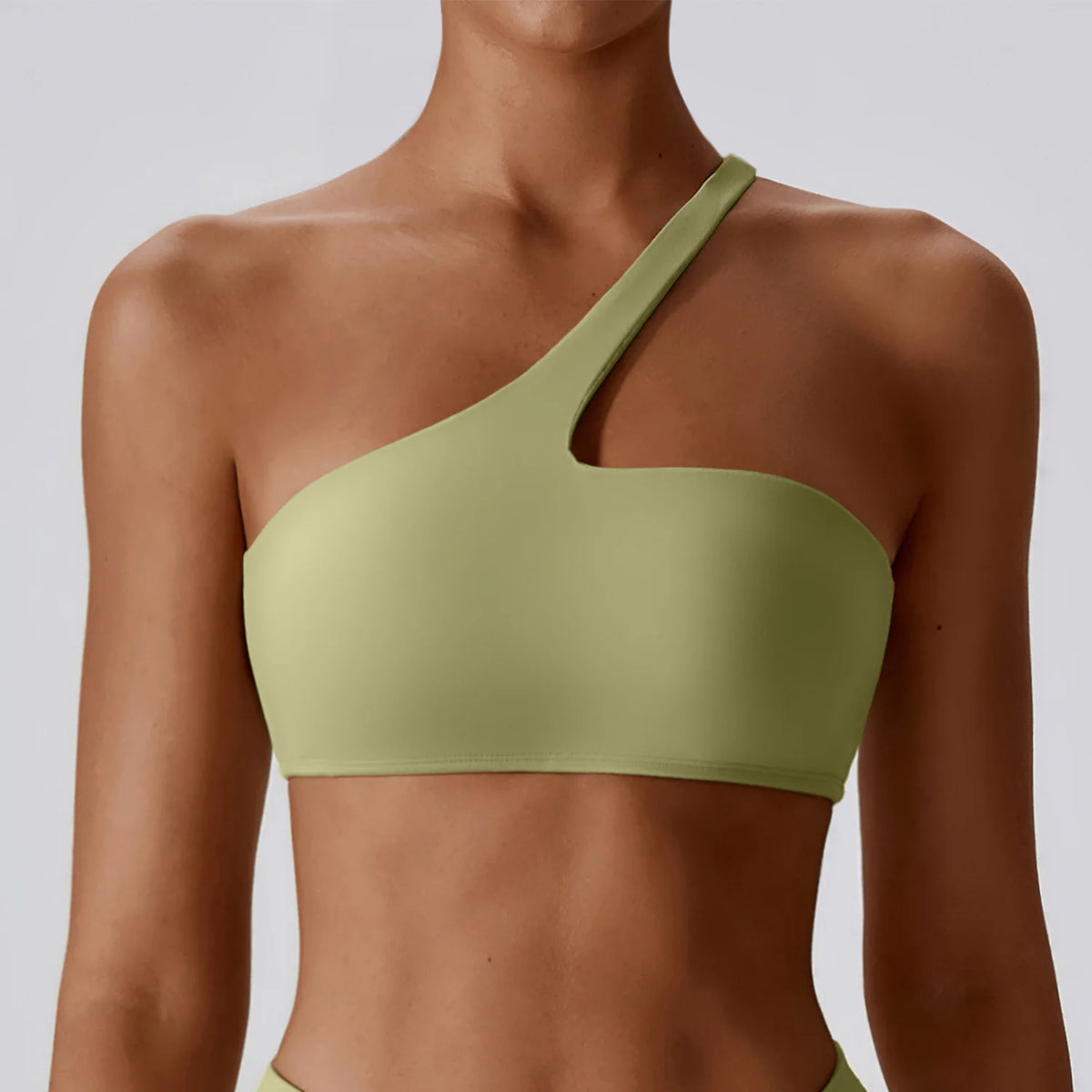 Conjunto deportivo femenino de 2 piezas – Leggings de cintura alta y top de un solo hombro

* Secado rápido
* Cintura alta con diseño en V
* Tejido elástico
* Ideal para gimnasio, fitness y entrenamiento
* Conjunto de 2