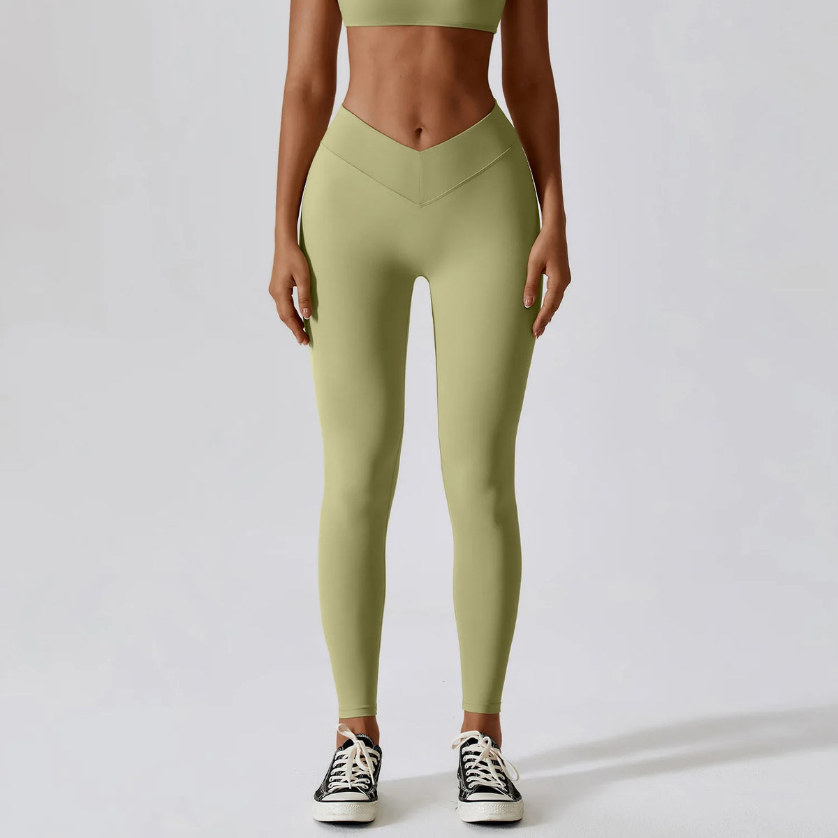 Conjunto deportivo femenino de 2 piezas – Leggings de cintura alta y top de un solo hombro

* Secado rápido
* Cintura alta con diseño en V
* Tejido elástico
* Ideal para gimnasio, fitness y entrenamiento
* Conjunto de 2