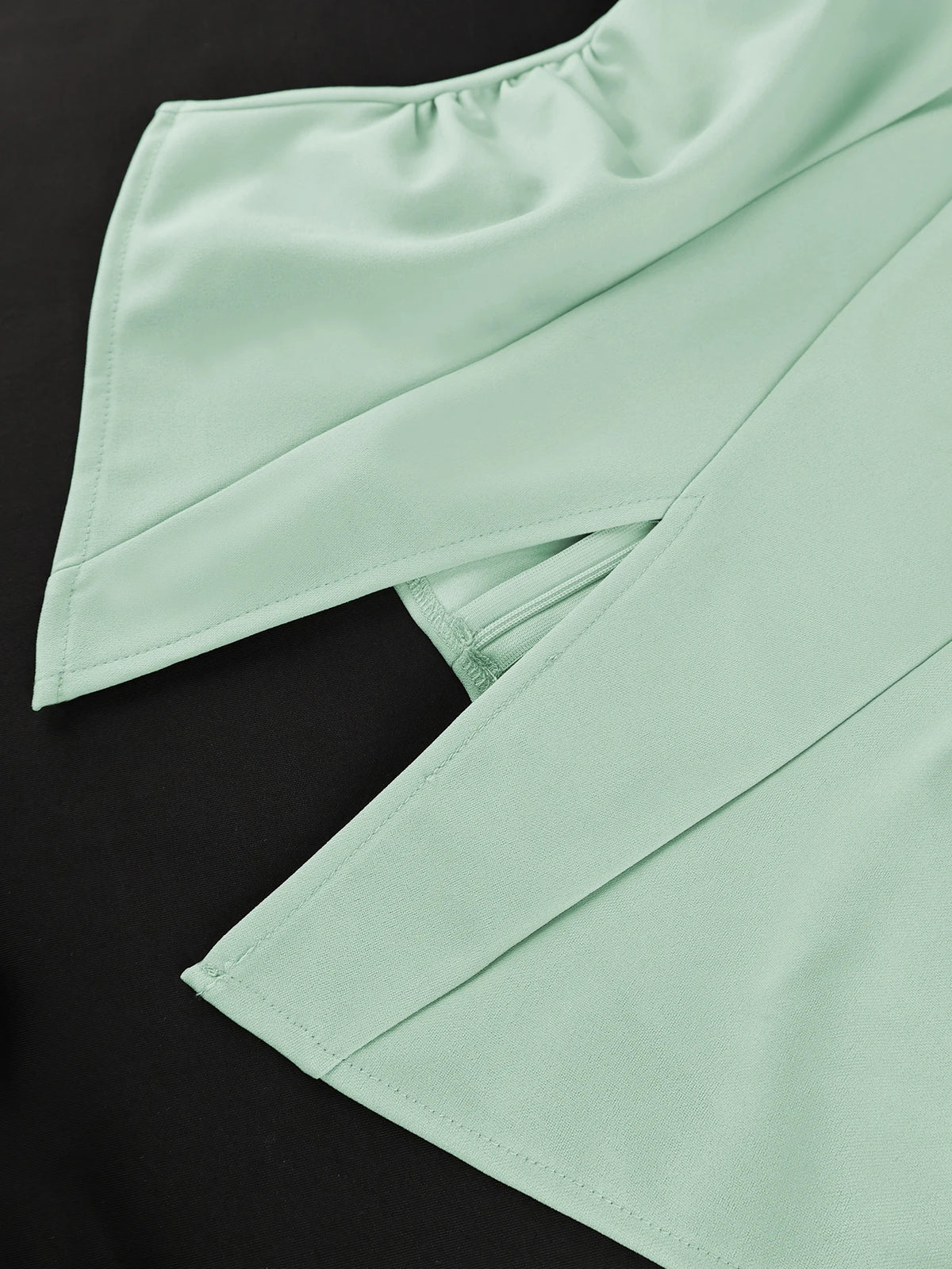 Conjunto casual de 2 piezas para mujer: top elegante de manga corta con cuello en V y pantalón de pierna ancha de cintura alta. Un conjunto sencillo, elegante y moderno para el día a día.